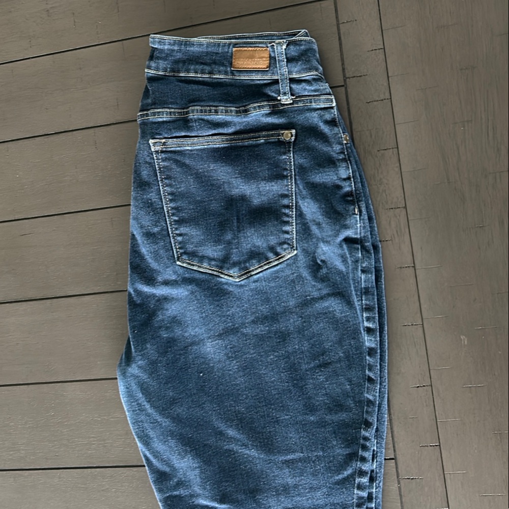 Denim Blue Jeans with Pocket Detail